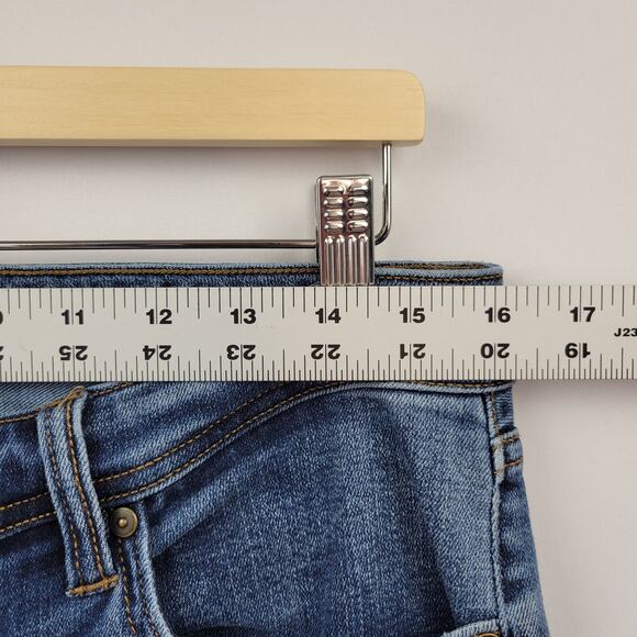 Liverpool Boyfriend Jeans Medium Wash Size 8 - Picture 7 of 16